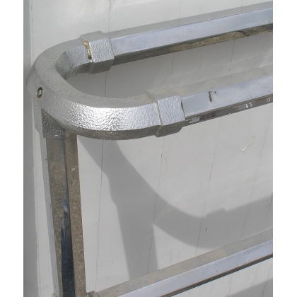 Chrome-plated steel radiator and tumble dryer at  Moinat SA  - Antiques and home décor