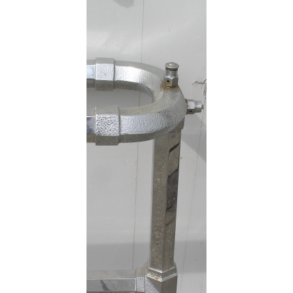 Chrome-plated steel radiator and tumble dryer at  Moinat SA  - Antiques and home décor
