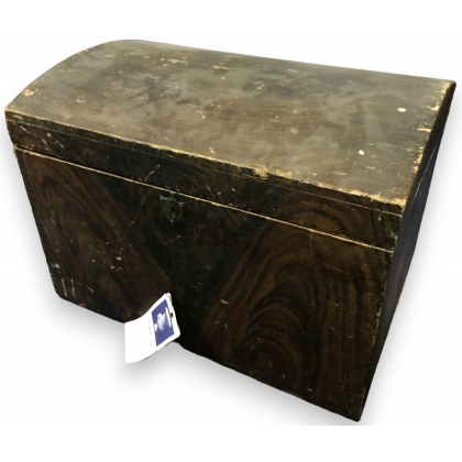 Painted firwood chest by  Moinat SA  - Antiques and home décor