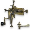 Outil d\'horlogerie ancien, en laiton et acier