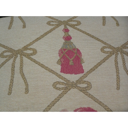 Louis XVI-style footstool, from  Moinat SA  - Antiques and home décor