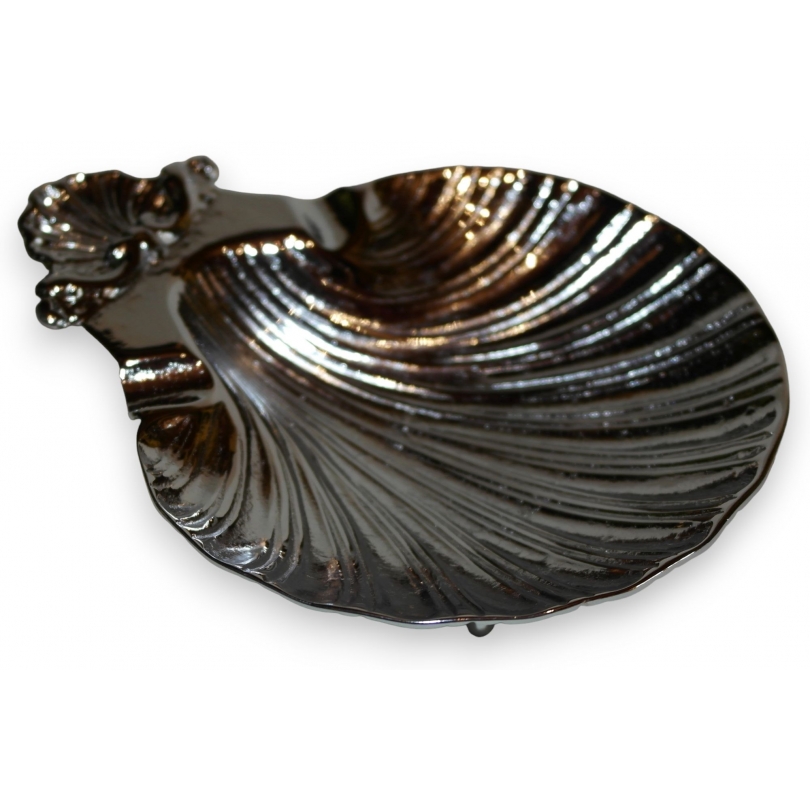 Brass "Seashell" soap dish at Moinat SA – Antiques and home décor