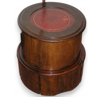 Step commode rond, en acajou. Avec