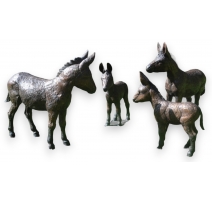 Famille d'ânes en bronze