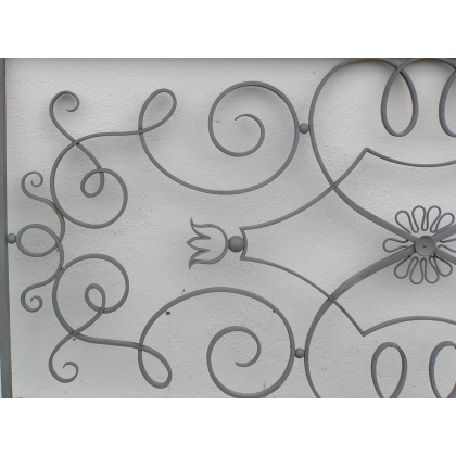  Grille en fer forgé Art Déco, grise sur  Moinat SA  - Antiquités décoration