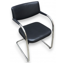 Fauteuil VISAVIS en cuir noir par CITTERIO
