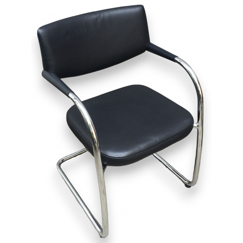 Fauteuil VISAVIS en cuir noir par CITTERIO