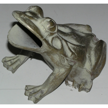 Grenouille en bronze provenant du jeux