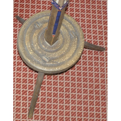 Spindle on a tripod stand, marked ‘Moinat SA’ – Antiques and home décor