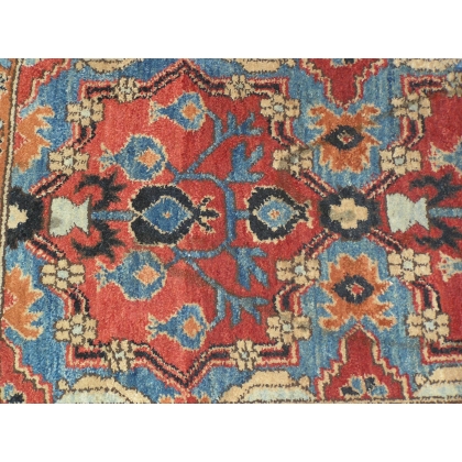 Oriental rug, made of wool. Turkey. Available from  Moinat SA  - Antiques and home décor