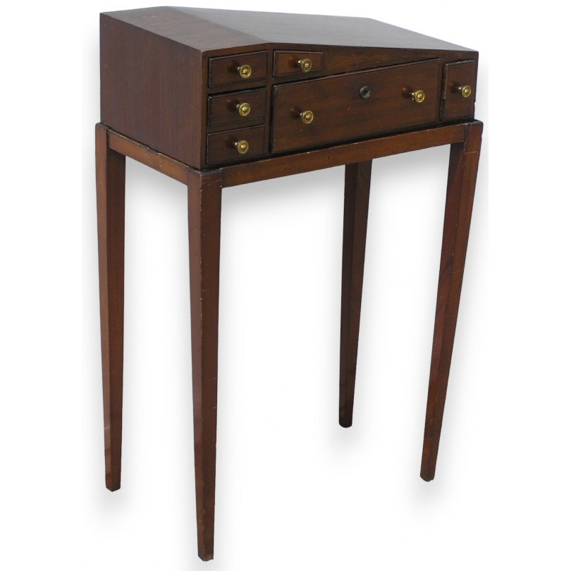  Table style victorien à pan incliné, en sur  Moinat SA  - Antiquités décoration