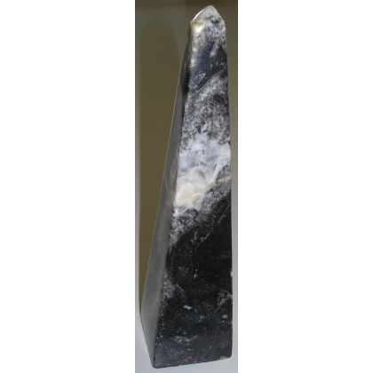 Obelisk, in black marble with white veining. From  Moinat SA  - Antiques and home décor