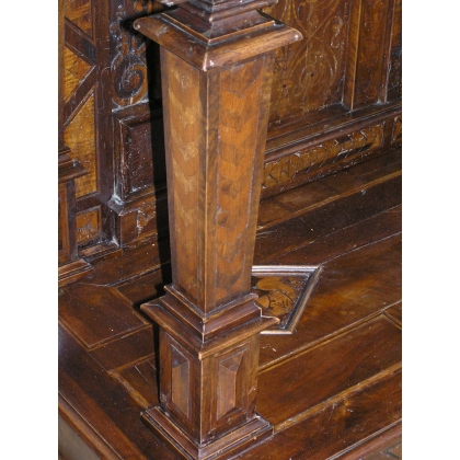  Cabinet Louis XIII, en bois marqueté. sur  Moinat SA  - Antiquités décoration