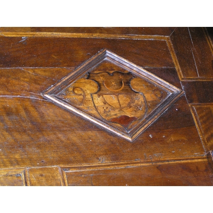 Cabinet Louis XIII, en bois marqueté. sur  Moinat SA  - Antiquités décoration