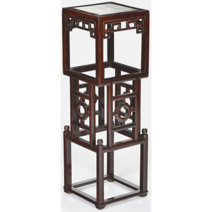 Sellette carrée de style Qing dessus marbre