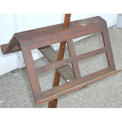 Lutrin. at  Moinat SA  - Antiques and home décor