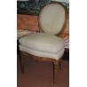Louis XVI chair with medallion, in beech. at  Moinat SA  - Antiques and home décor