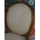 Chaise Louis XVI à médaillon, en hêtre.