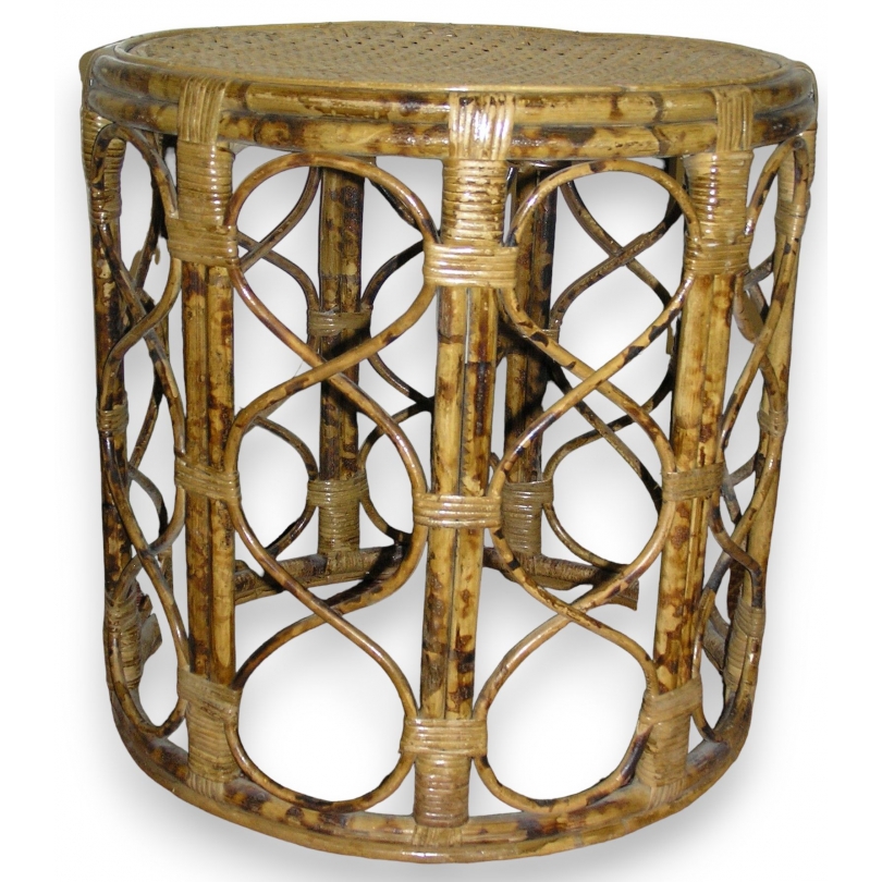 Tabouret rond, en rotin. Siège canné.