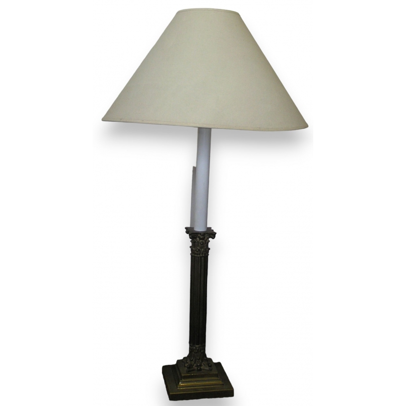 Lampe "Colonne", en laiton. Avec pied