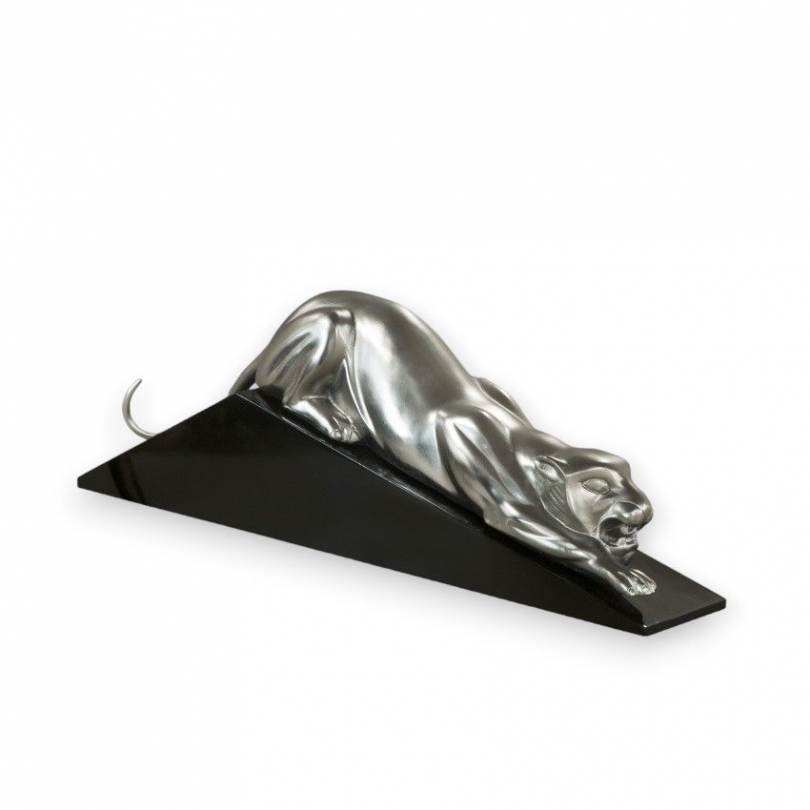 Puma en bronze argenté sur un socle noir