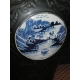 Vase de forme balustre, en porcelaine noire