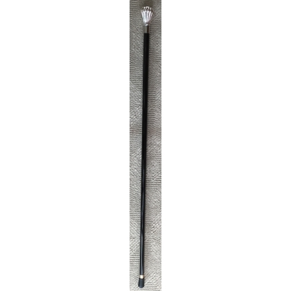 Walking stick with a round, fluted silver-coloured knob at Moinat SA – Antiques and home décor