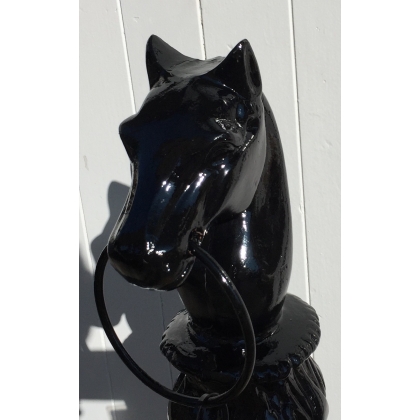  Colonne "Tête de cheval" avec anneau, sur  Moinat SA  - Antiquités décoration