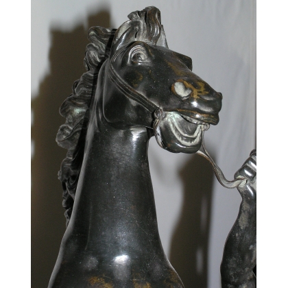 Paire de sculptures \"Chevaux de Marly\",