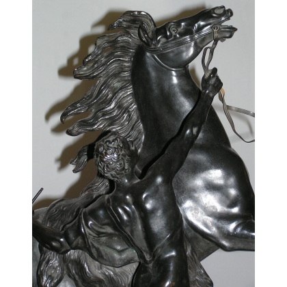 Paire de sculptures \"Chevaux de Marly\",