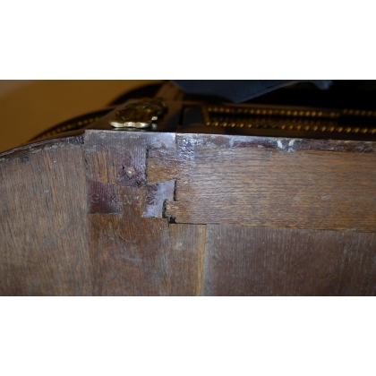 Louis XVI console table with three drawers, by Moinat SA – Antiques and home décor