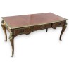  Bureau style Louis XV-Régence, en bois de rose sur  Moinat SA  - Antiquités décoration