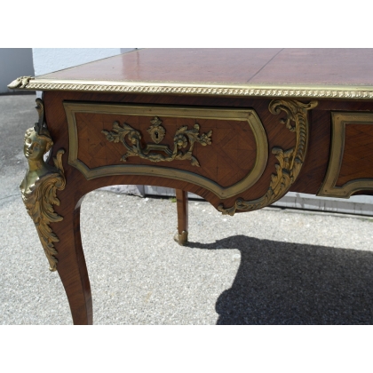  Bureau style Louis XV-Régence, en bois de rose sur  Moinat SA  - Antiquités décoration