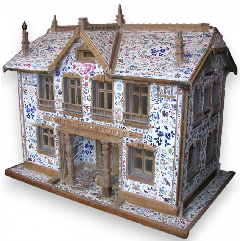 Miniature house ‘L’Hôtel des Aviateurs’. by Moinat SA – Antiques and home décor