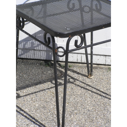 Chaise d\'extérieur, en fer forgé.