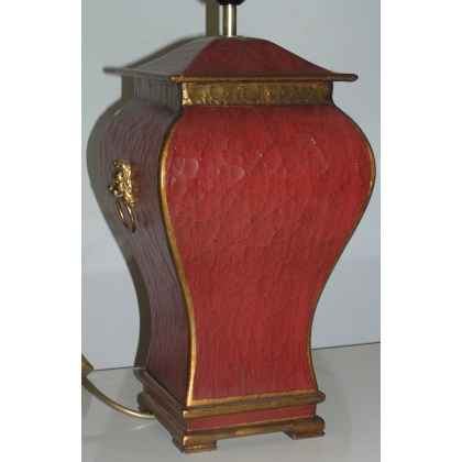  Lampe, en tôle peinte rouge. Sans sur  Moinat SA  - Antiquités décoration