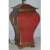  Lampe, en tôle peinte rouge. Sans sur  Moinat SA  - Antiquités décoration