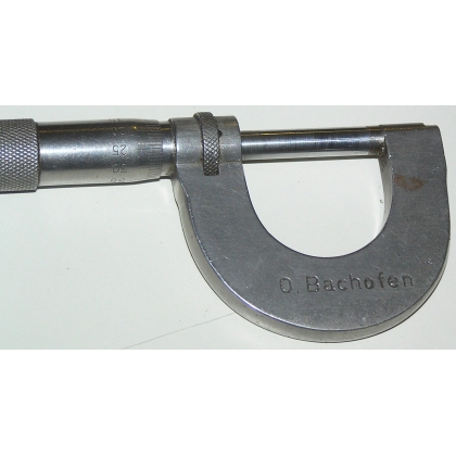 "Johansson" micrometre, made of metal. From  Moinat SA  – Antiques and decorative items