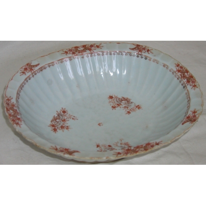 Oval bowl with monochrome decoration. at  Moinat SA  - Antiques and home décor