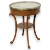 Guéridon rond Biedermeier. Dessus marbre blanc.