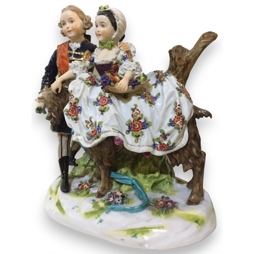 Groupe avec chèvre en porcelaine Capo di Monte