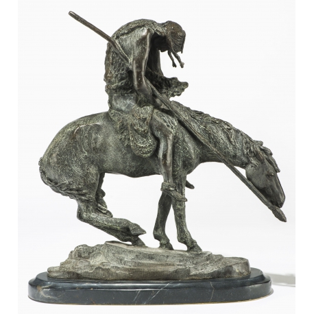 Sculpture \"La fin de la piste\", en bronze.
