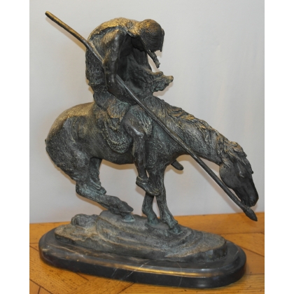 Sculpture \"La fin de la piste\", en bronze.
