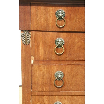  Commode Empire, pieds griffes. Avec 6 tiroirs. sur  Moinat SA  - Antiquités décoration