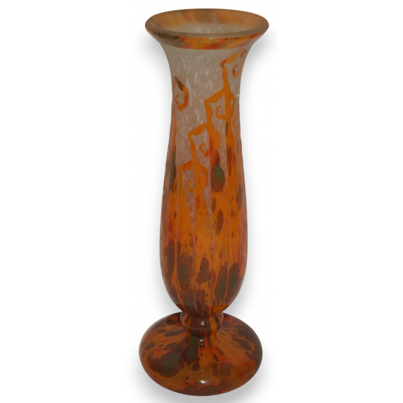 Vase orange, signé CHARDER "Le verre français".