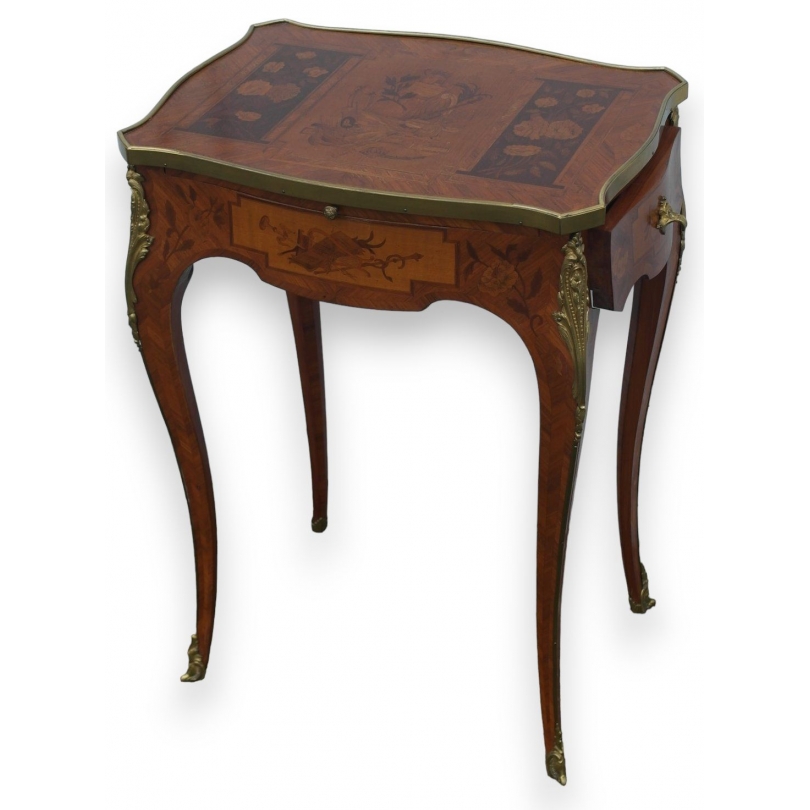 Table style Louis XV inlaid
