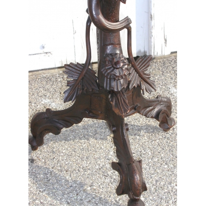 Baroque-style side table with Venetian candlestick holder. Available from Moinat SA – Antiques and home décor