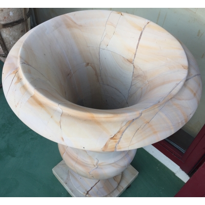 Pair of veined beige marble urns from  Moinat SA  - Antiques and home décor