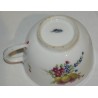 Tasse avec sous-tasse. Décor Meissen.