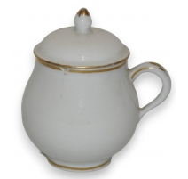 Pot à entremets blanc et or, porcelaine de Nyon.
